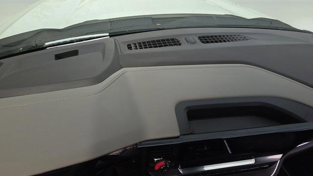 Used 2023 GMC Sierra 1500 SLT image 10