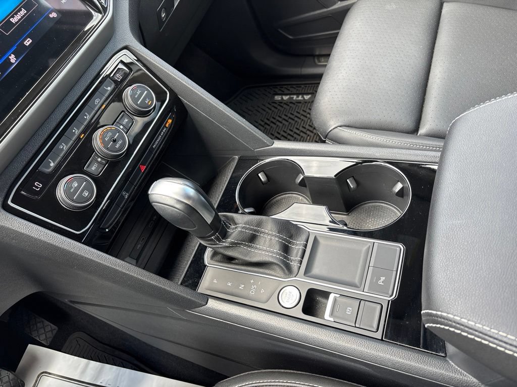 Certified 2023 Volkswagen Atlas SE FWD image 21