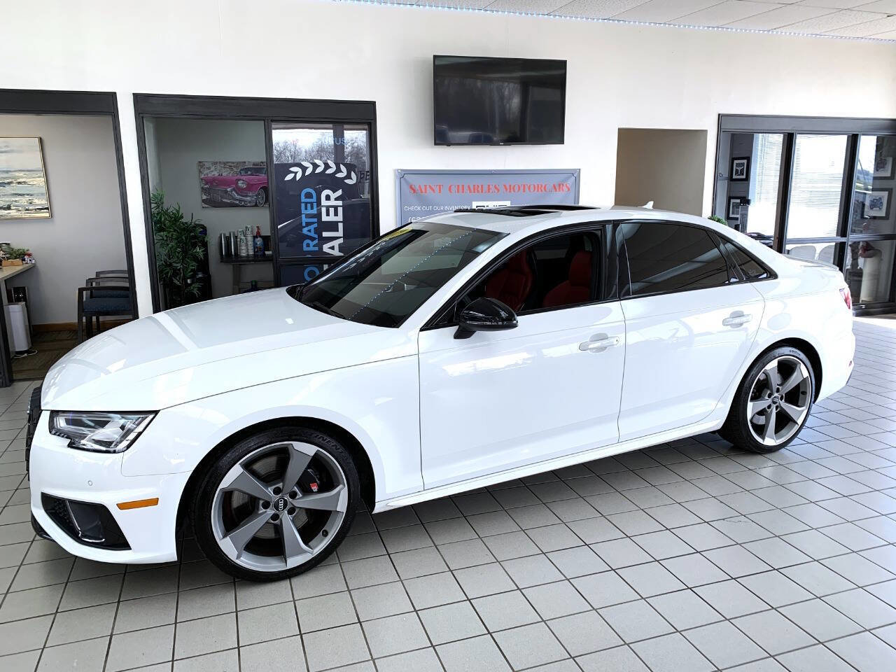 Used 2019 Audi S4 Premium Plus w/ Premium Plus Package image 3