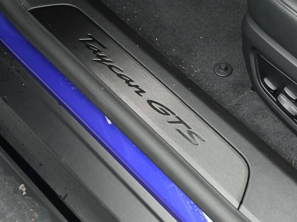 New 2026 Porsche Taycan GTS AWD/4WD image 14
