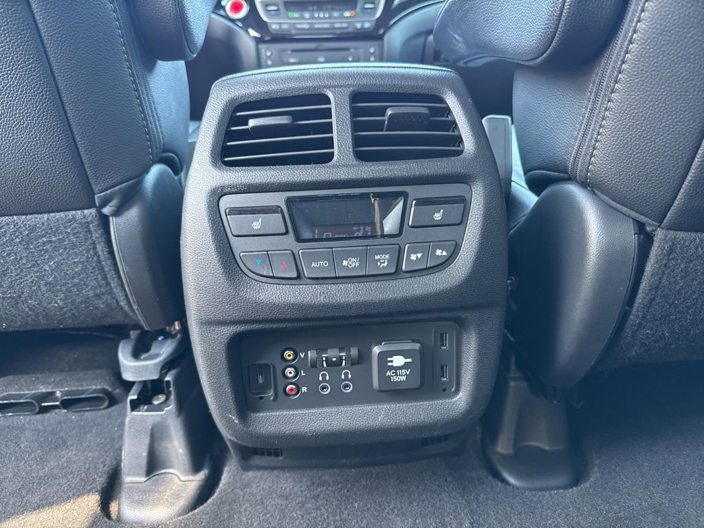 Used 2016 Honda Pilot Elite image 21