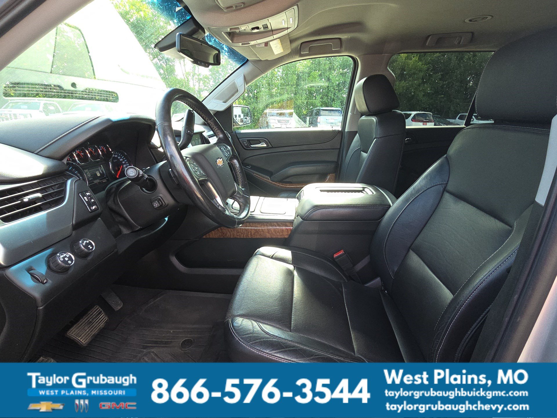 Used 2020 Chevrolet Tahoe Premier AWD/4WD image 15