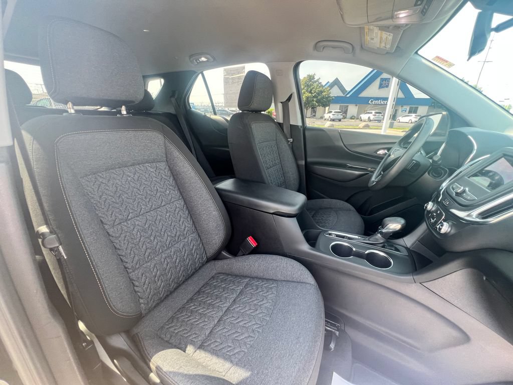 Used 2022 Chevrolet Equinox LT FWD image 32