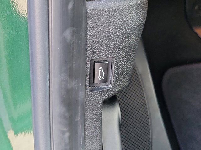 Used 2018 MINI Cooper S FWD image 19