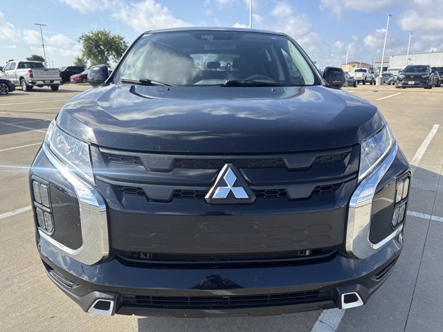 Used 2022 Mitsubishi Outlander Sport ES FWD image 2