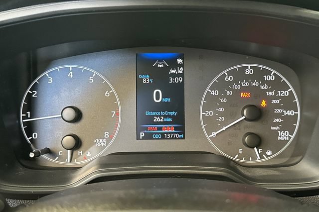 Used 2025 Toyota Corolla LE FWD image 25