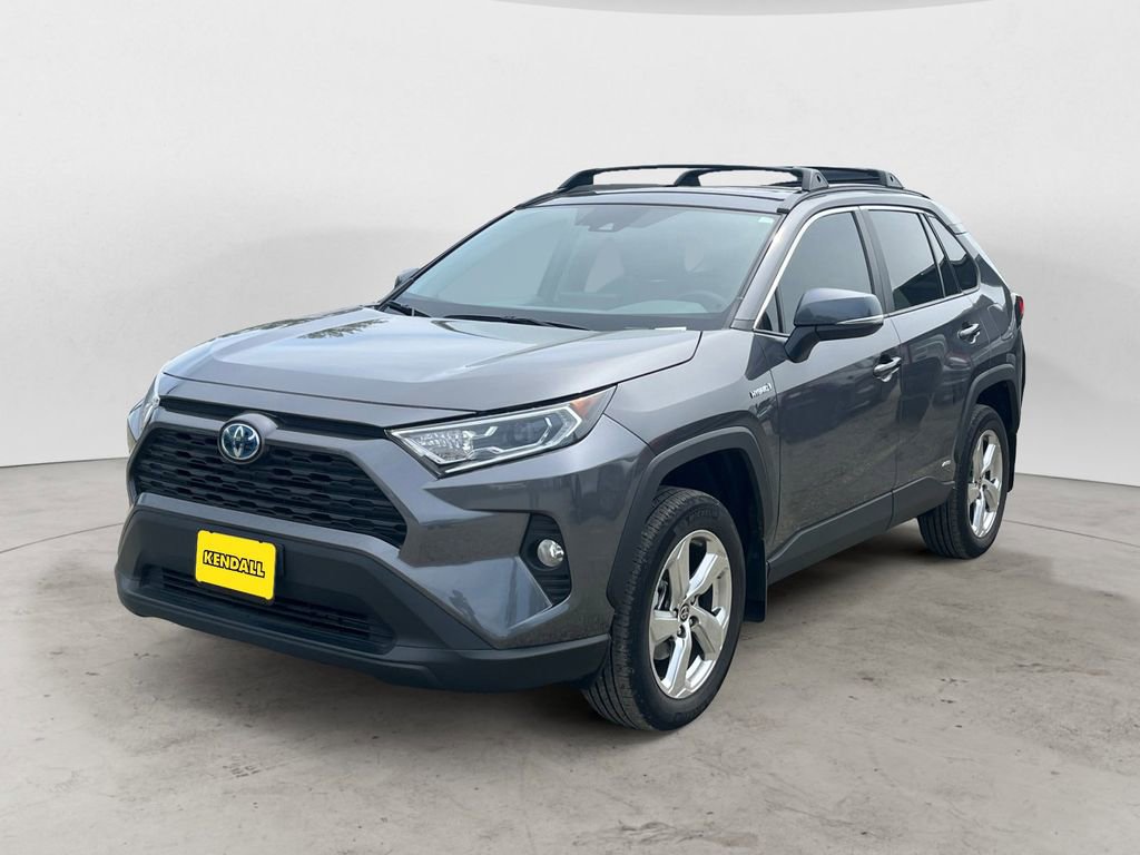 Used 2021 Toyota RAV4 XLE Premium image 1