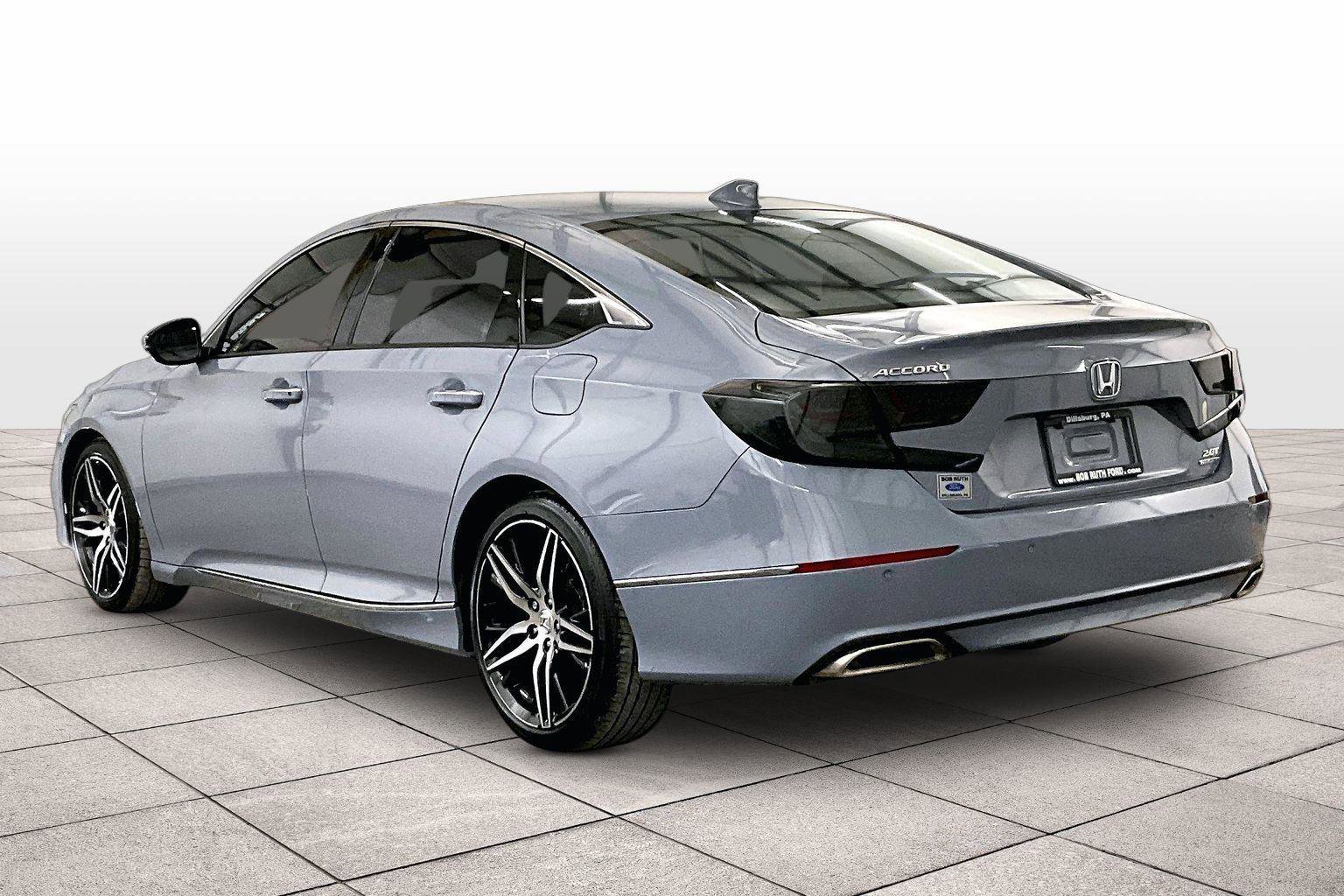 Used 2022 Honda Accord Touring image 10