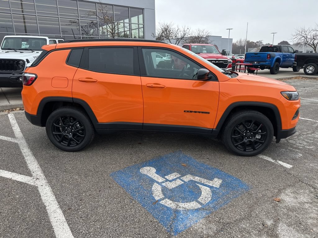 New 2026 Jeep Compass Latitude AWD/4WD image 34