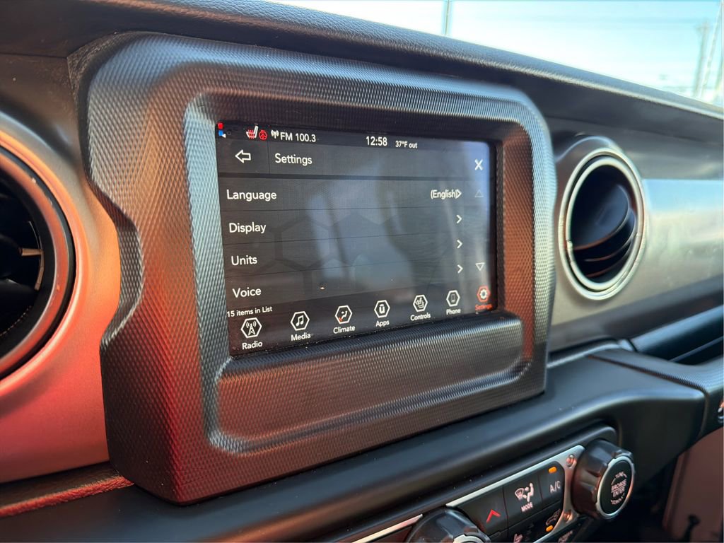 Used 2023 Jeep Wrangler Sport S image 16