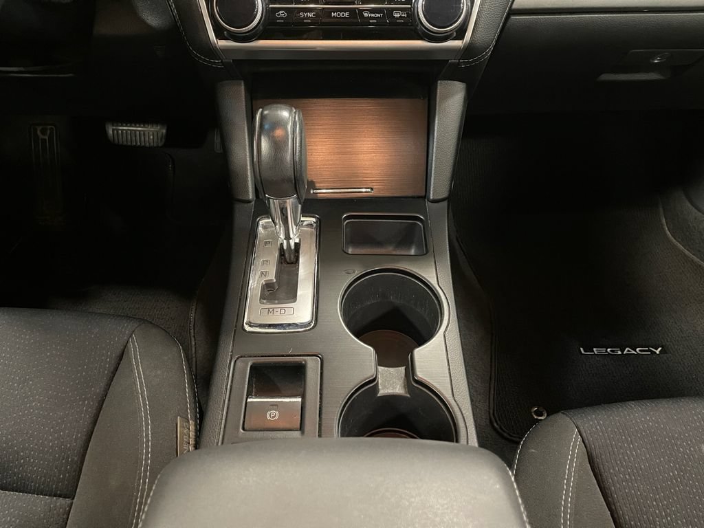 Used 2018 Subaru Legacy 2.5i Premium w/ Moonroof Package AWD/4WD image 11