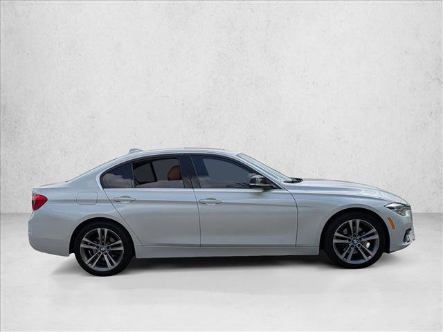 Used 2017 BMW 330i Sedan image 4