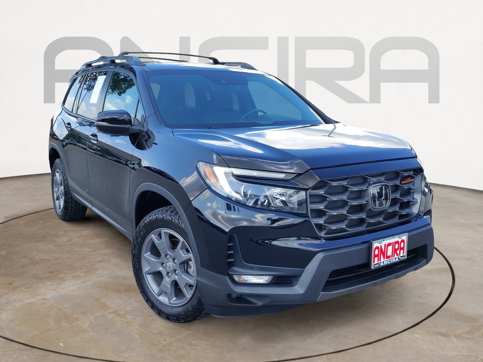 Used 2025 Honda Passport TrailSport image 4