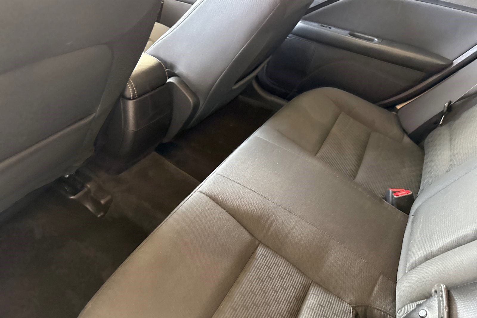 Used 2010 Ford Fusion SE FWD image 24