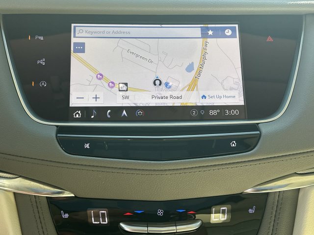 Used 2022 Cadillac XT5 Premium Luxury w/ Technology Package FWD image 14