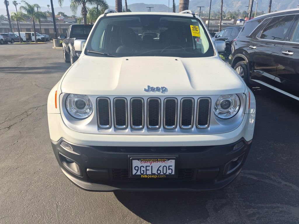 Used 2017 Jeep Renegade Limited image 2