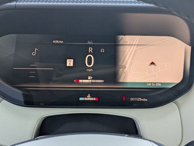 Used 2025 Land Rover Range Rover Autobiography image 28