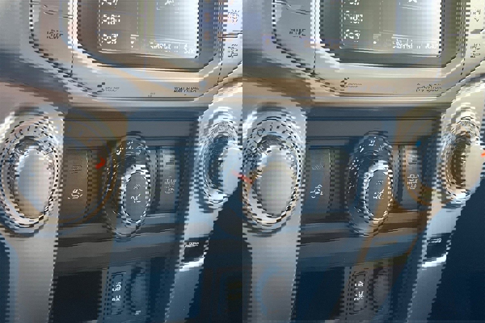 Used 2018 Toyota 4Runner SR5 image 20