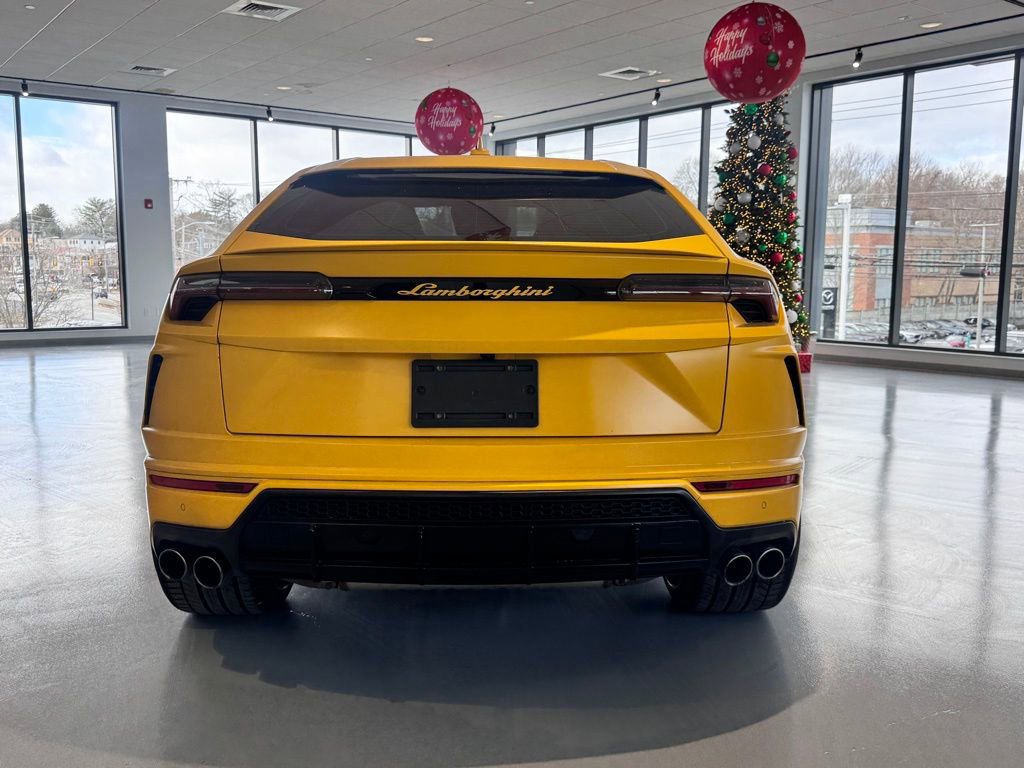 Used 2021 Lamborghini Urus image 4