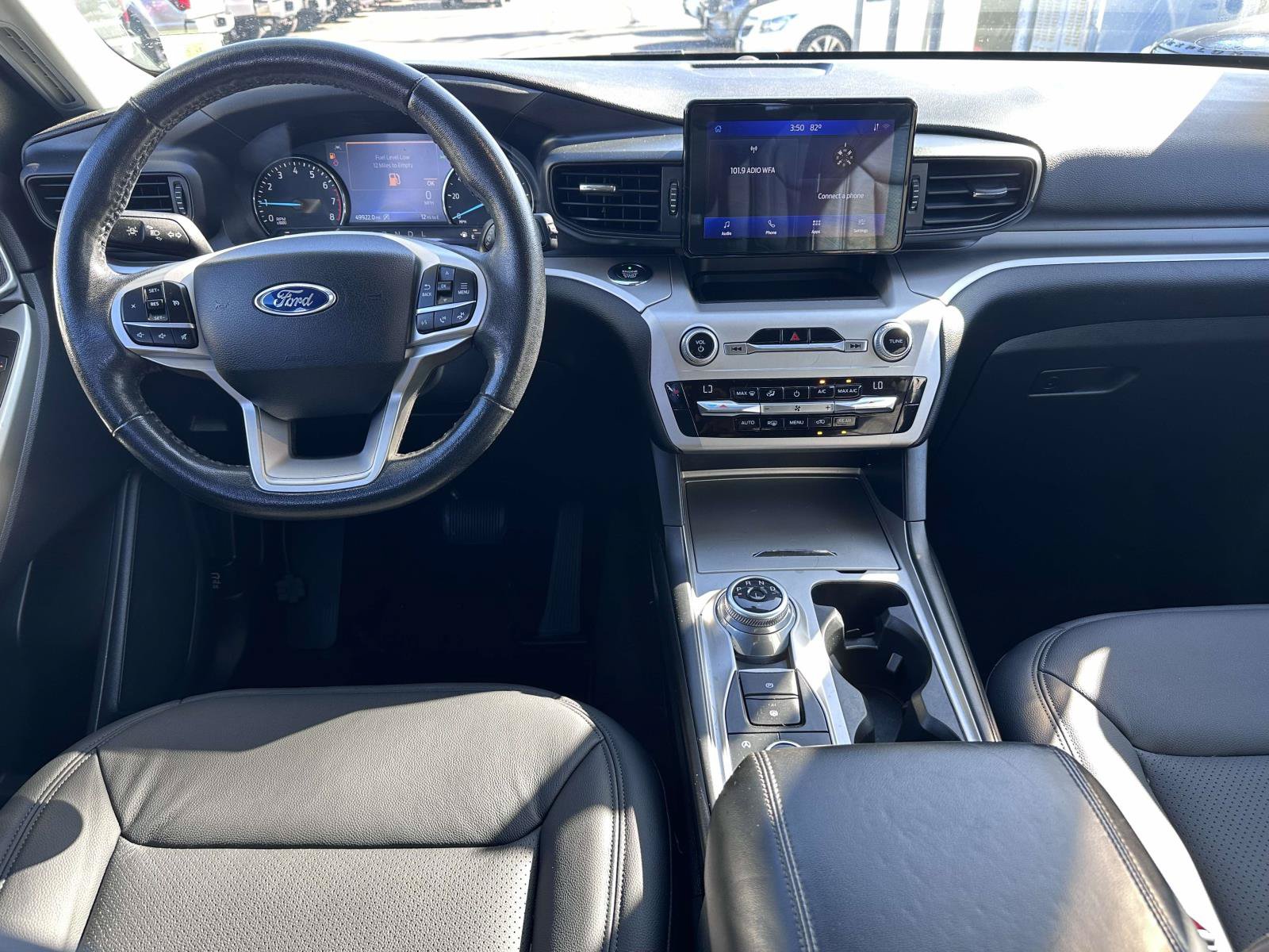 Used 2021 Ford Explorer XLT AWD/4WD image 15