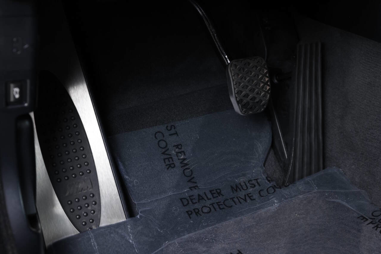 Used 2006 BMW M5 image 73