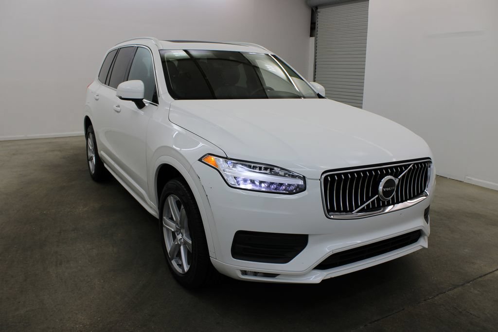 Used 2022 Volvo XC90 T5 Momentum FWD image 6