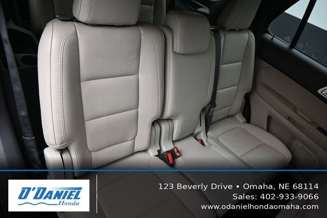 Used 2015 Ford Explorer XLT w/ Equipment Group 202B AWD/4WD image 43