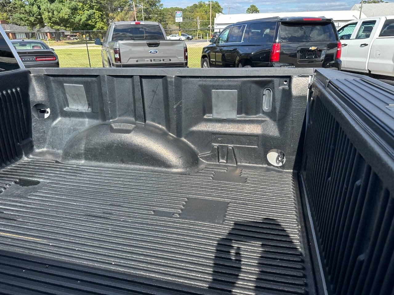 Used 2018 Ford F150 XLT w/ XTR Package image 16