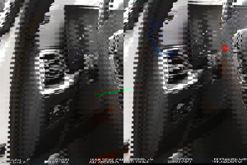 Used 2023 BMW M2 w/ Lighting Package image 24