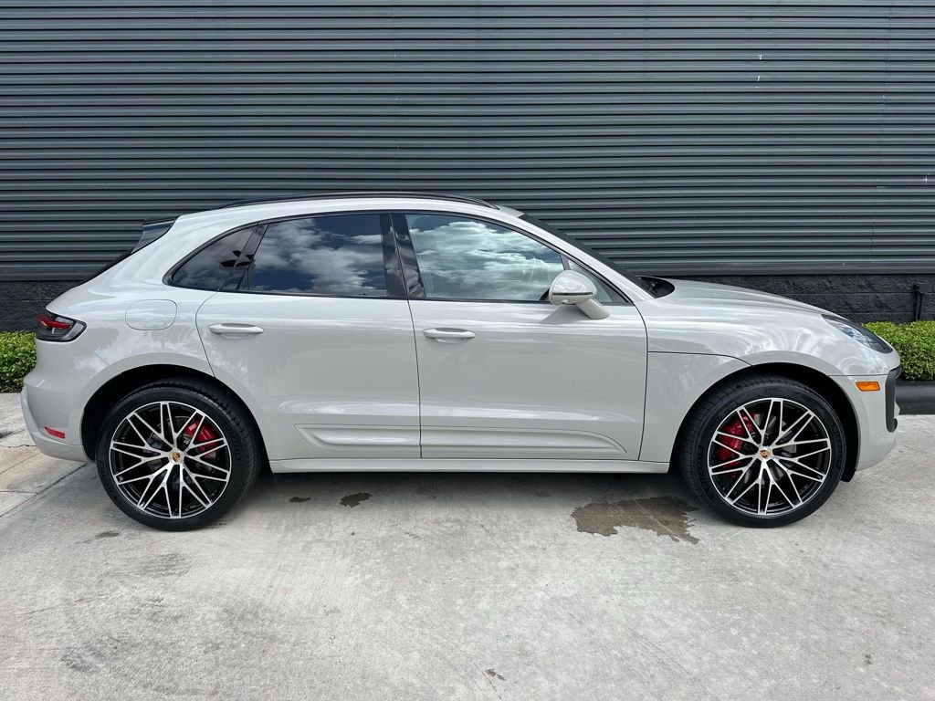 Certified 2023 Porsche Macan S image 10