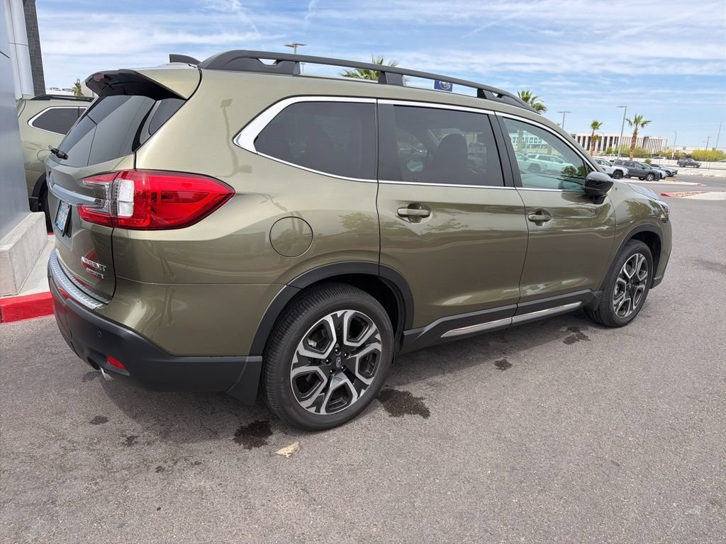 Used 2025 Subaru Ascent Limited w/ Popular Package #1 AWD/4WD image 33