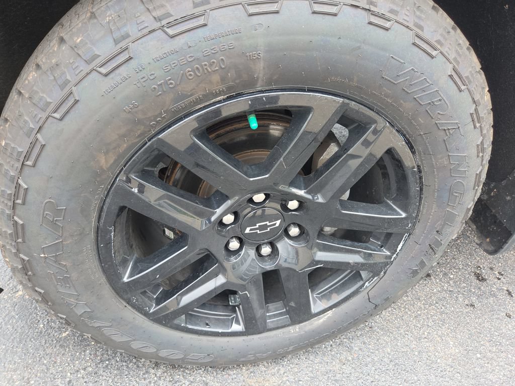 Certified 2022 Chevrolet Silverado 1500 RST AWD/4WD image 32