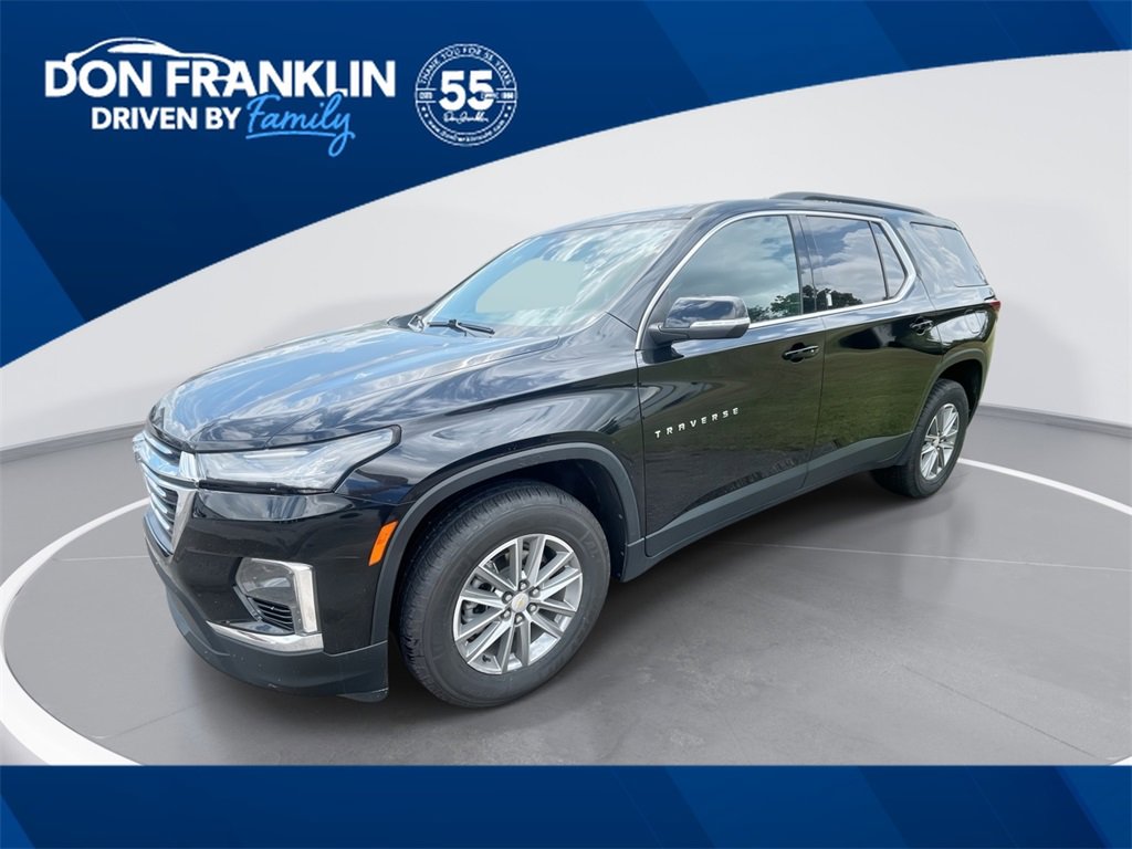 Used 2022 Chevrolet Traverse LT image 1