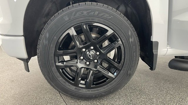 Used 2023 Chevrolet Silverado 1500 Custom image 48