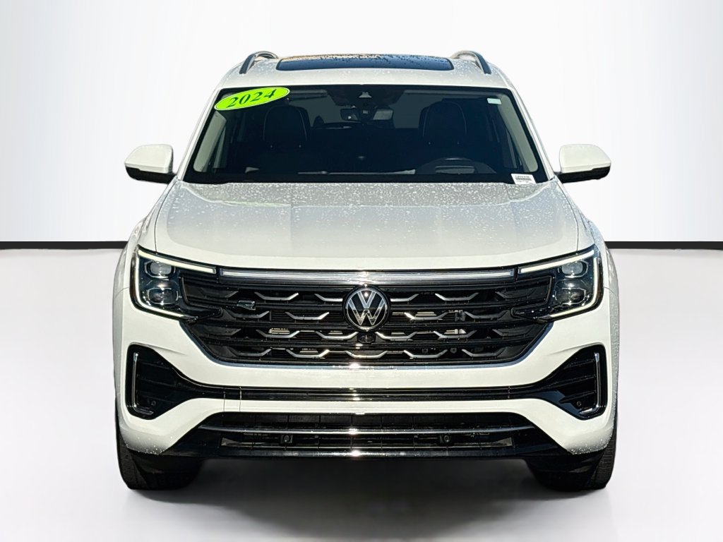 Used 2024 Volkswagen Atlas SEL Premium R-Line AWD/4WD image 2