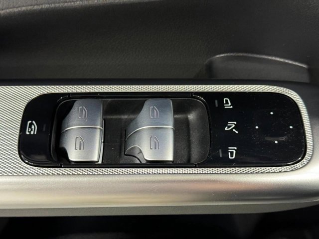 Certified 2025 Mercedes-Benz GLC 300 4MATIC image 24