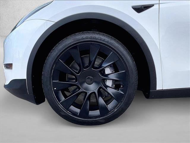 Used 2023 Tesla Model Y Long Range AWD/4WD image 8