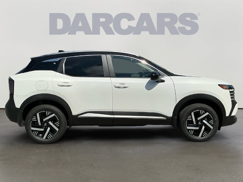 New 2027 Nissan Kicks SV FWD image 8