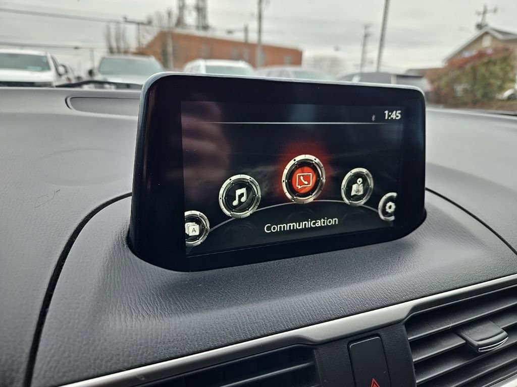 Used 2018 MAZDA MAZDA3 Touring image 24