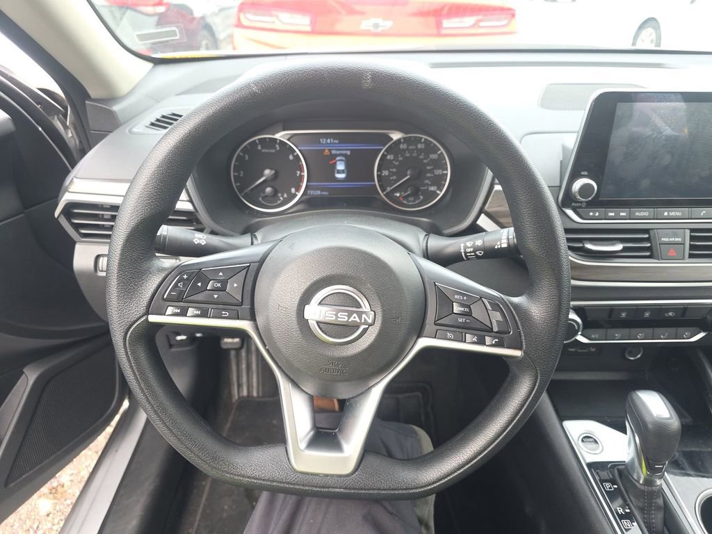 Used 2024 Nissan Altima 2.5 SV image 17