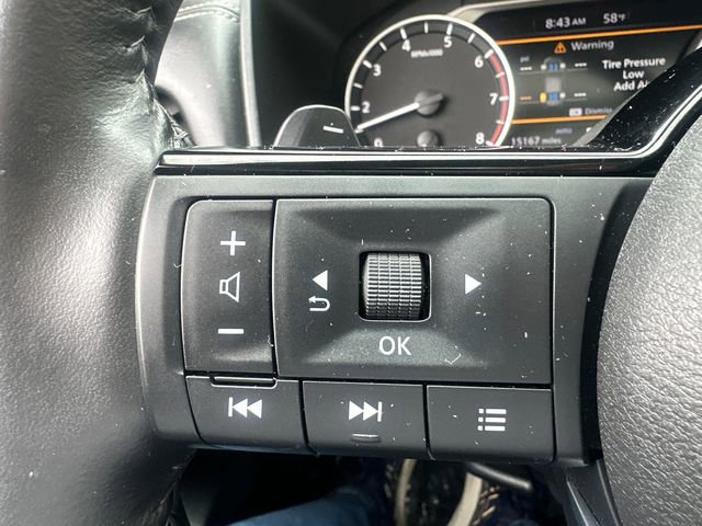 Used 2023 Nissan Rogue SV w/ SV Premium B Package image 33