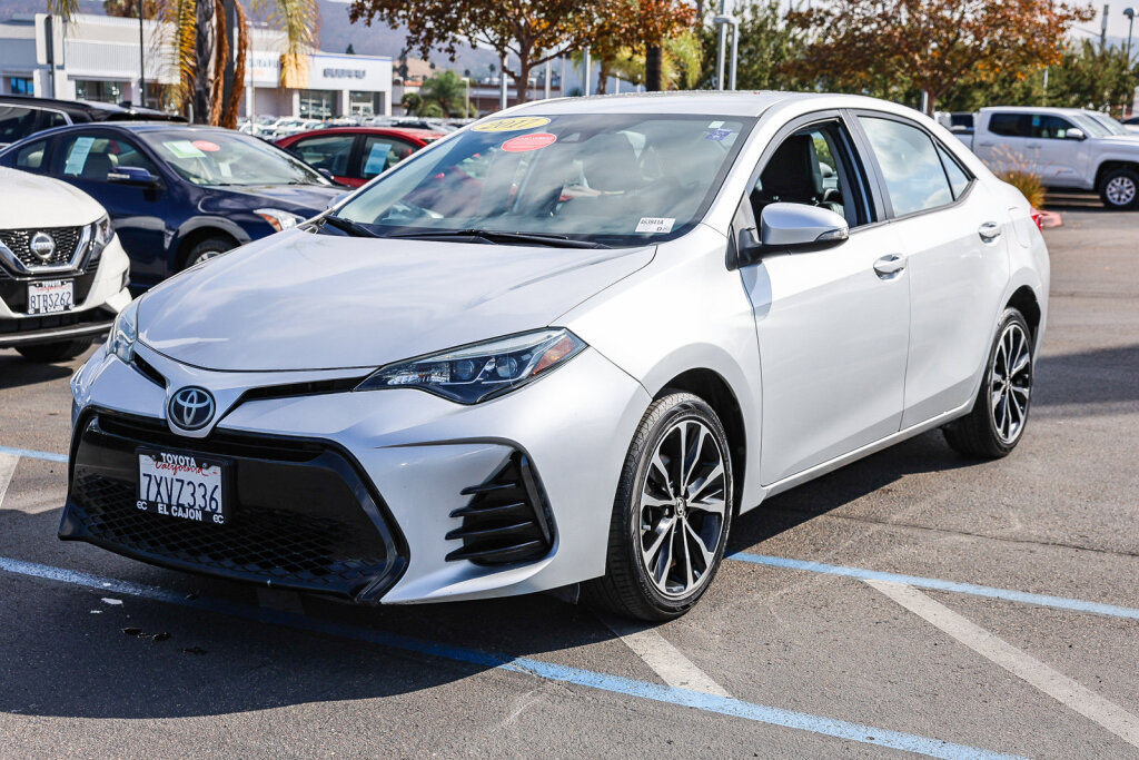 Used 2017 Toyota Corolla SE w/ Protection Package FWD image 17