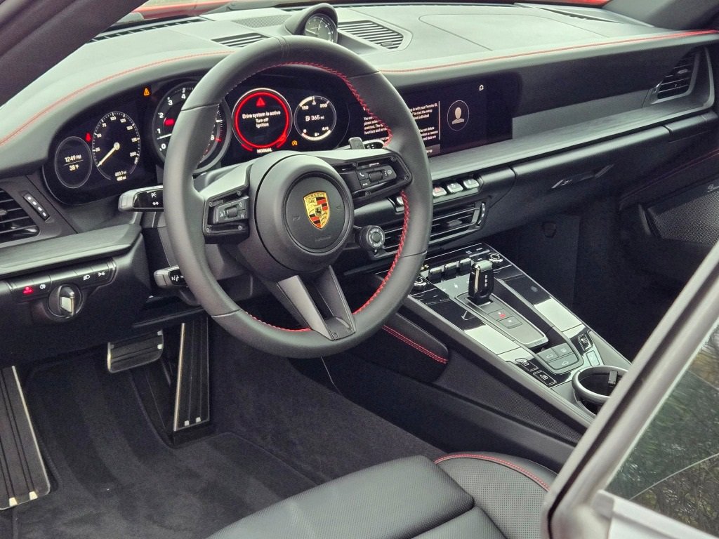 Used 2024 Porsche 911 Carrera 4 GTS image 4