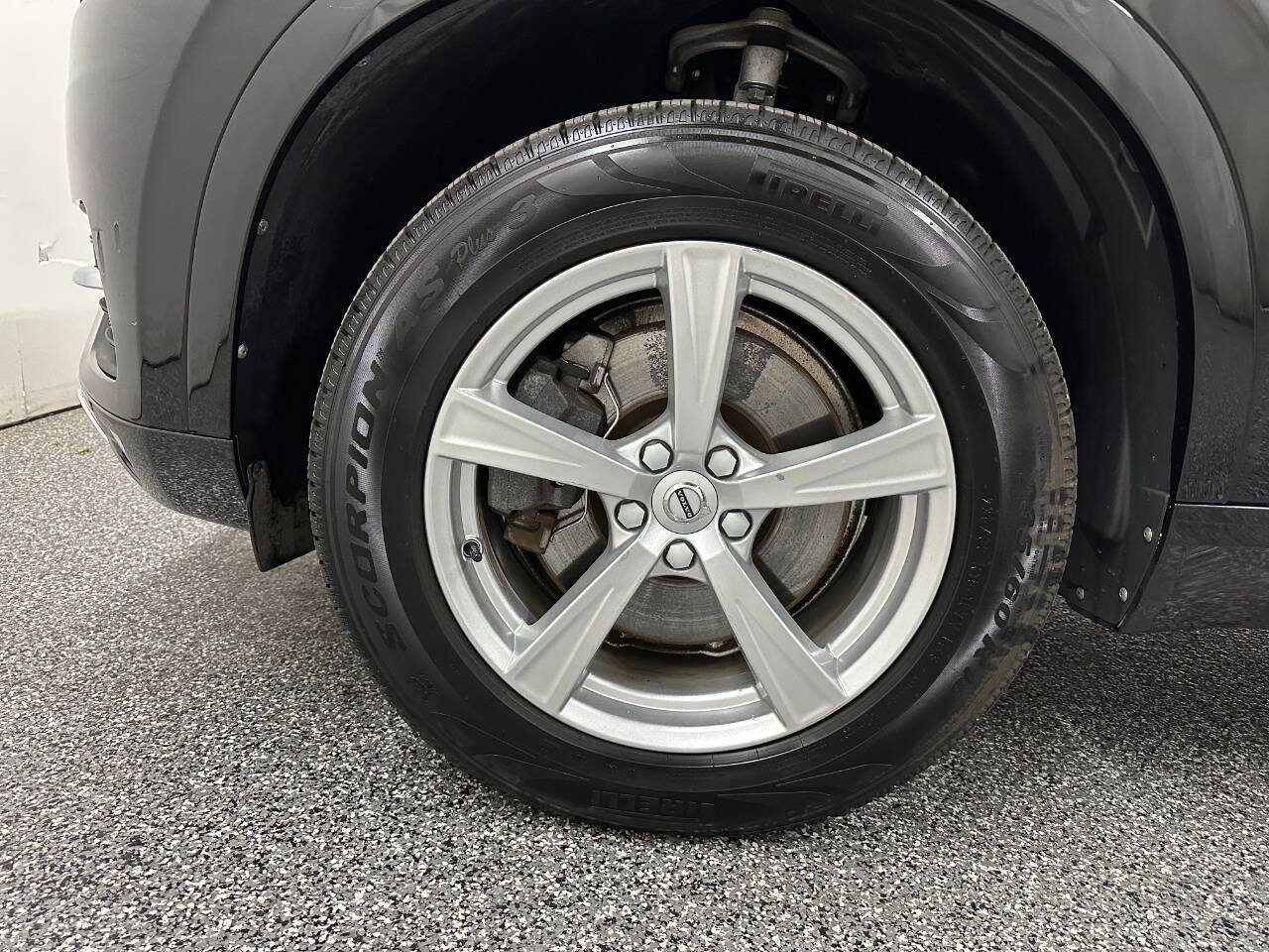 Used 2016 Volvo XC90 T5 Momentum image 27