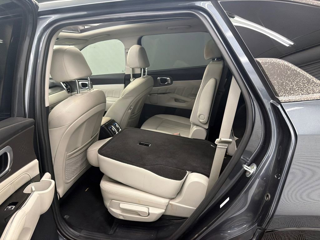 Used 2023 Kia Sorento SX AWD/4WD image 22
