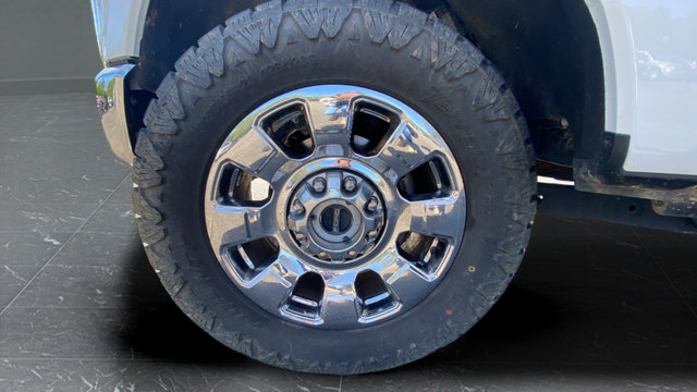 Used 2024 Ford F250 Lariat w/ Lariat Ultimate Package AWD/4WD image 31