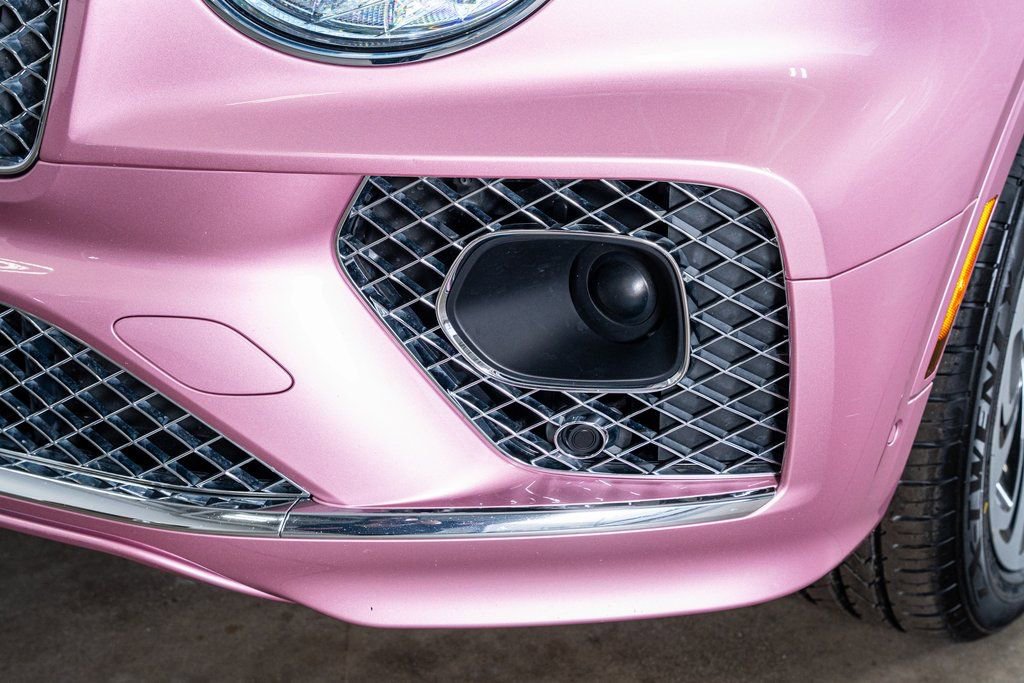 Used 2021 Bentley Bentayga image 14