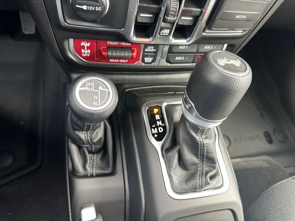 New 2025 Jeep Wrangler Unlimited Rubicon image 21