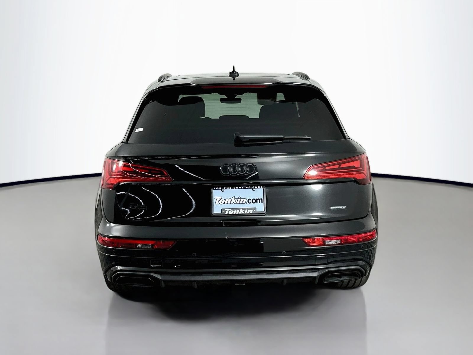 Used 2023 Audi Q5 e Premium Plus w/ Premium Plus Package AWD/4WD image 6