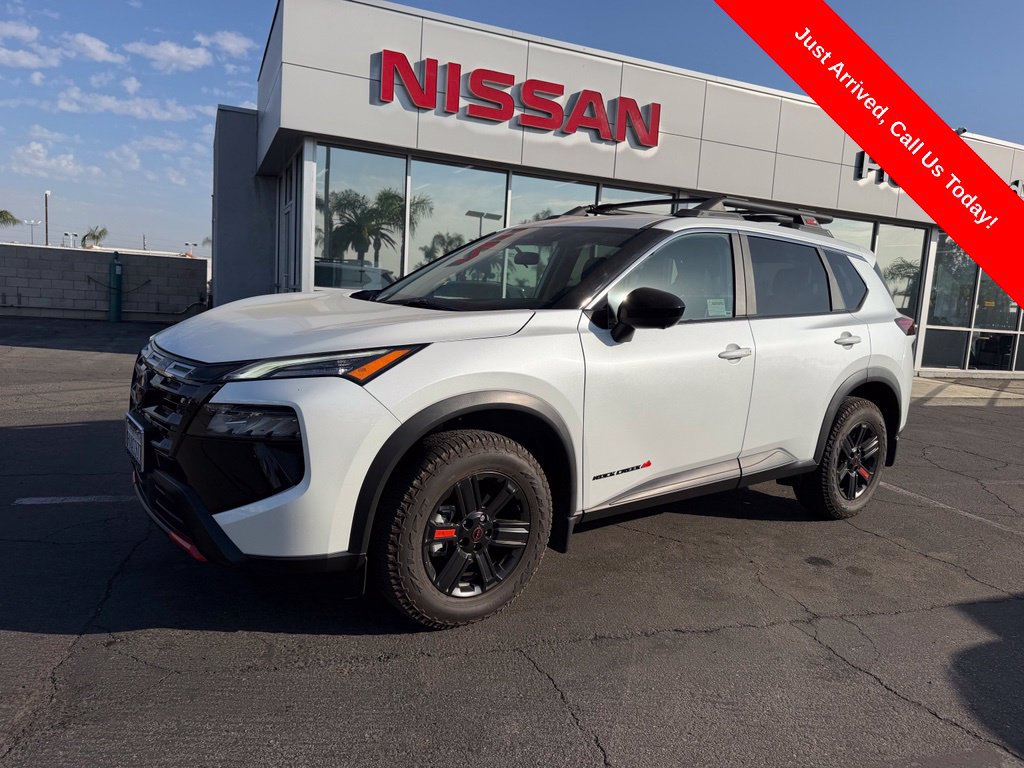 Used 2025 Nissan Rogue SV